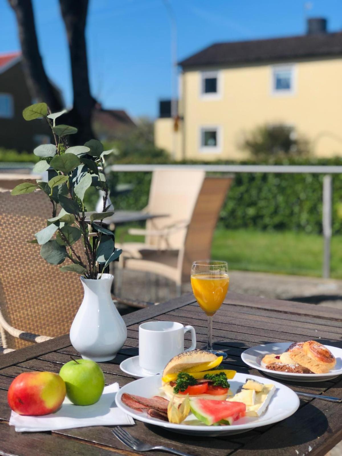 Arena Hotell Vänersborg Dış mekan fotoğraf